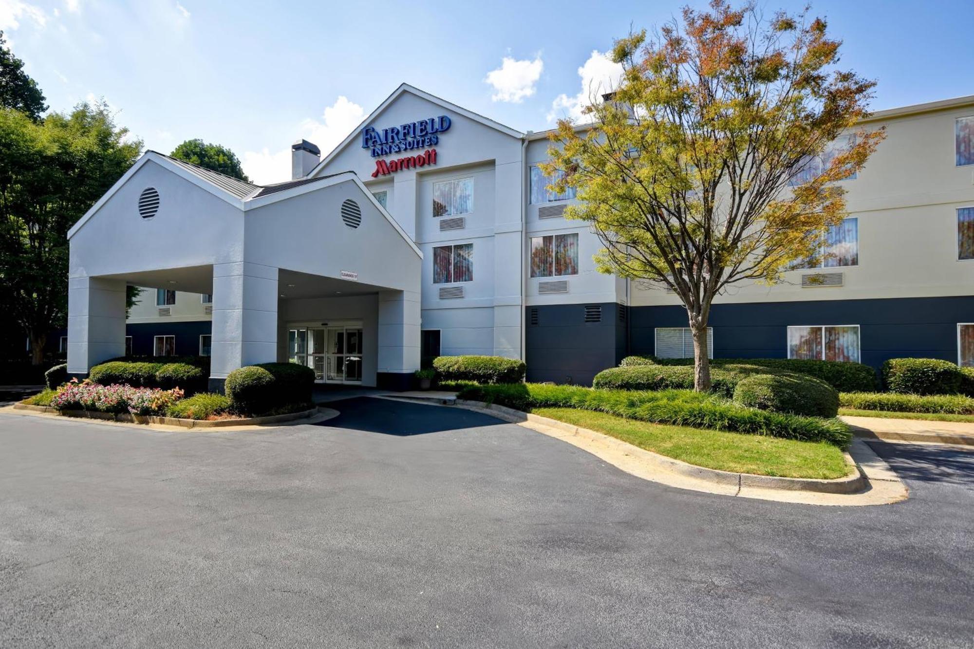 Fairfield Inn & Suites By Marriott Atlanta Kennesaw Exterior foto